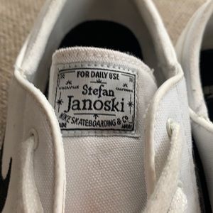 Nike janoski